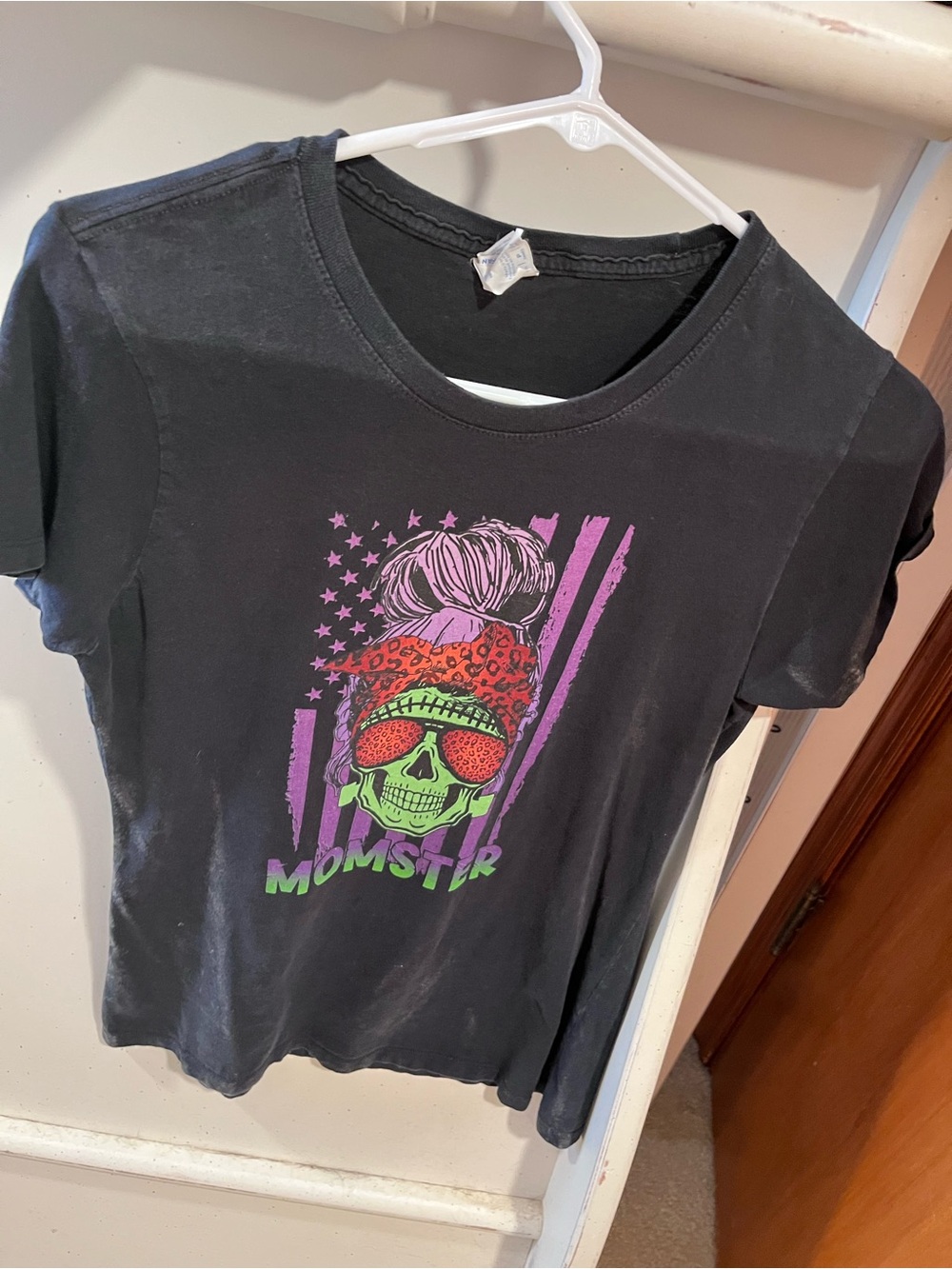 Black "Momster" Graphic Tee with Neon Skull Design